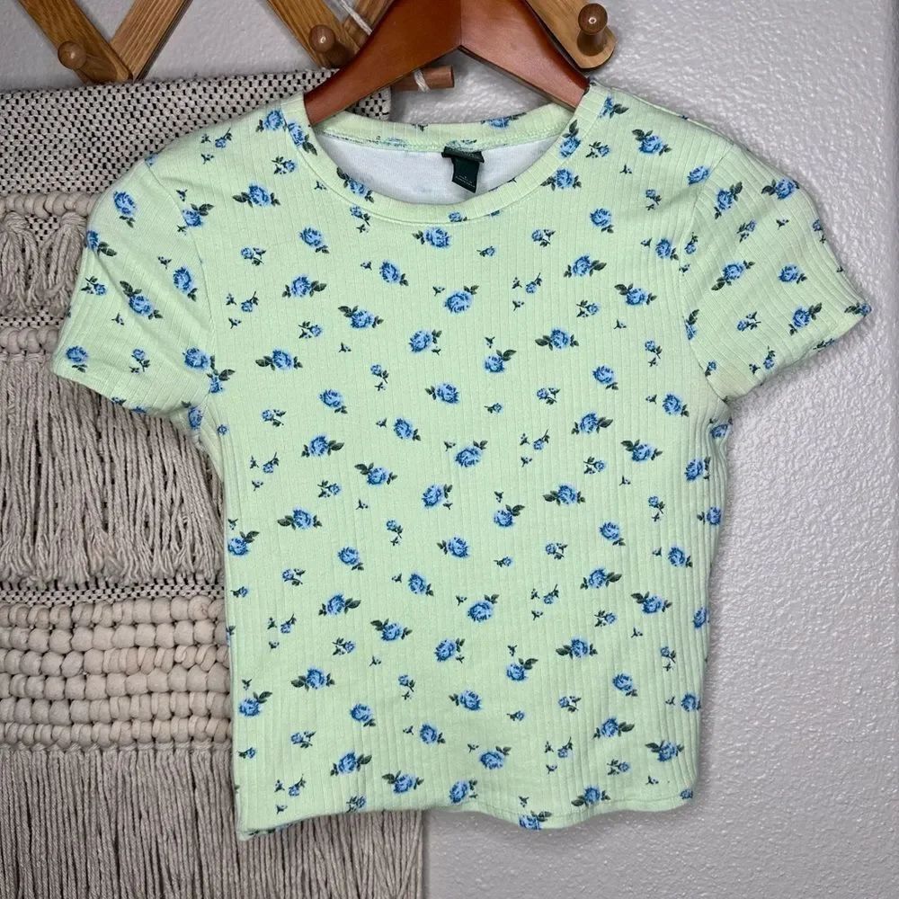 Wild Fable Green Floral Ribbed T-Shirt